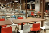 餐飲生意要回來了，員工放假了